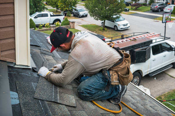 Professional Emergency Roof Repair technician working in Ramsey, NJ